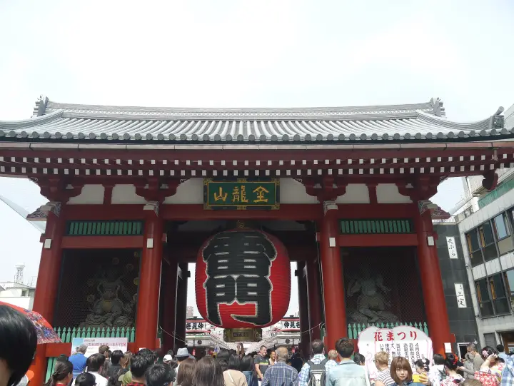 Kaminarimon gate, Senso-ji