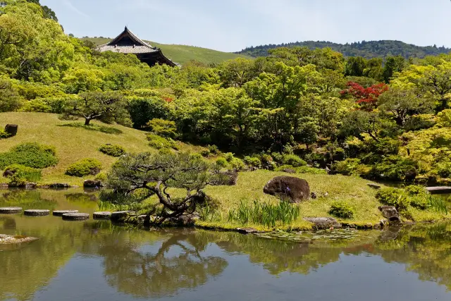 Isui-en garden, Nara